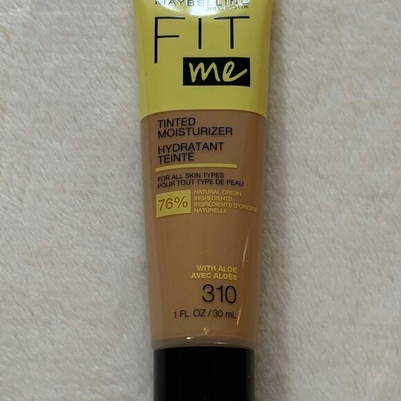 Brand New Maybelline Fit Me Tinted Moisturizer #310 for all Skin Types with Aloe - Picture 12 of 12